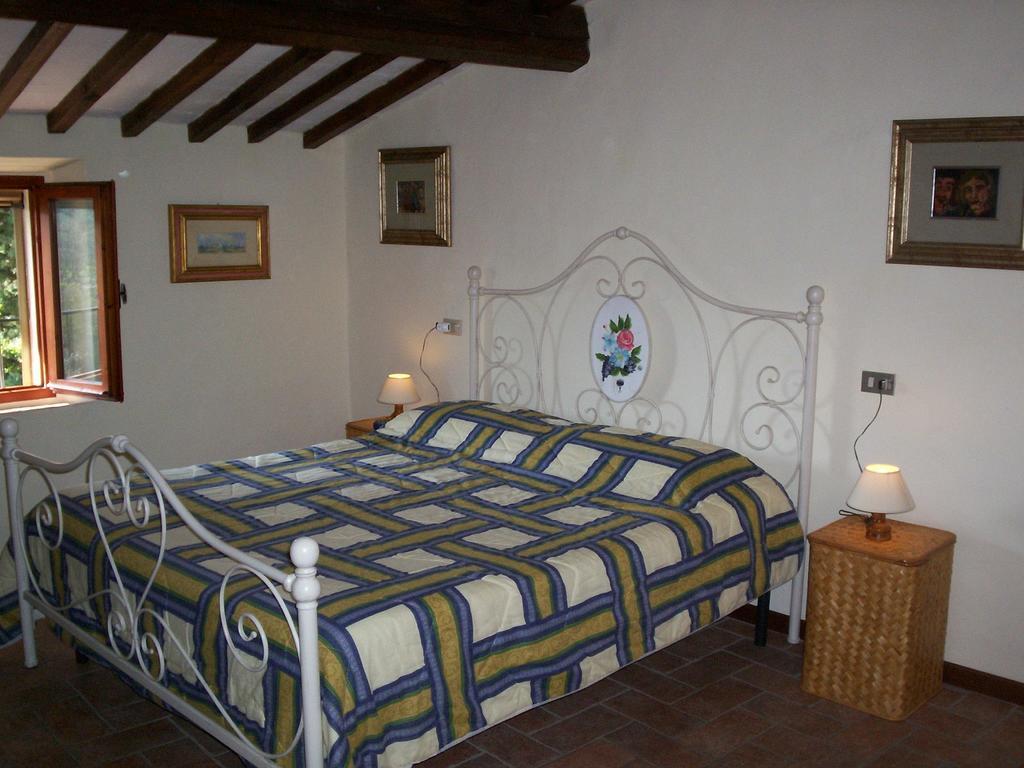 Podere Il Caggio Rooms San Gimignano Room photo