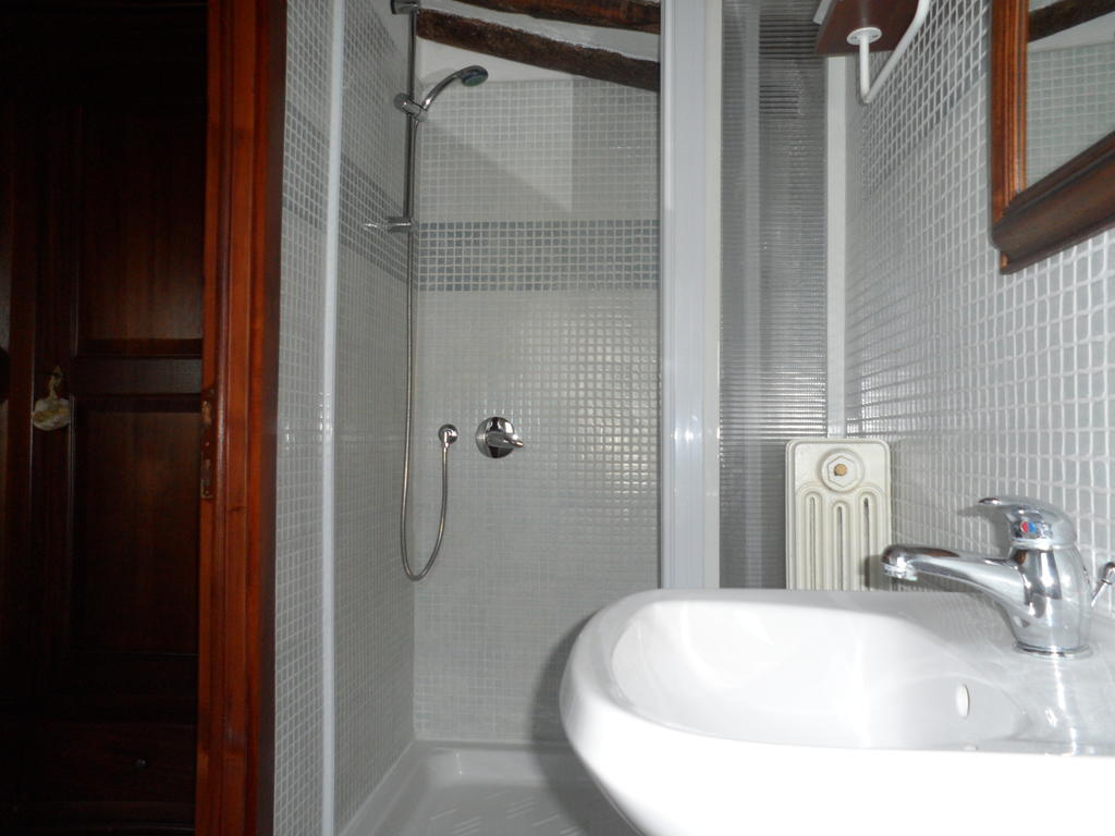Podere Il Caggio Rooms San Gimignano Room photo